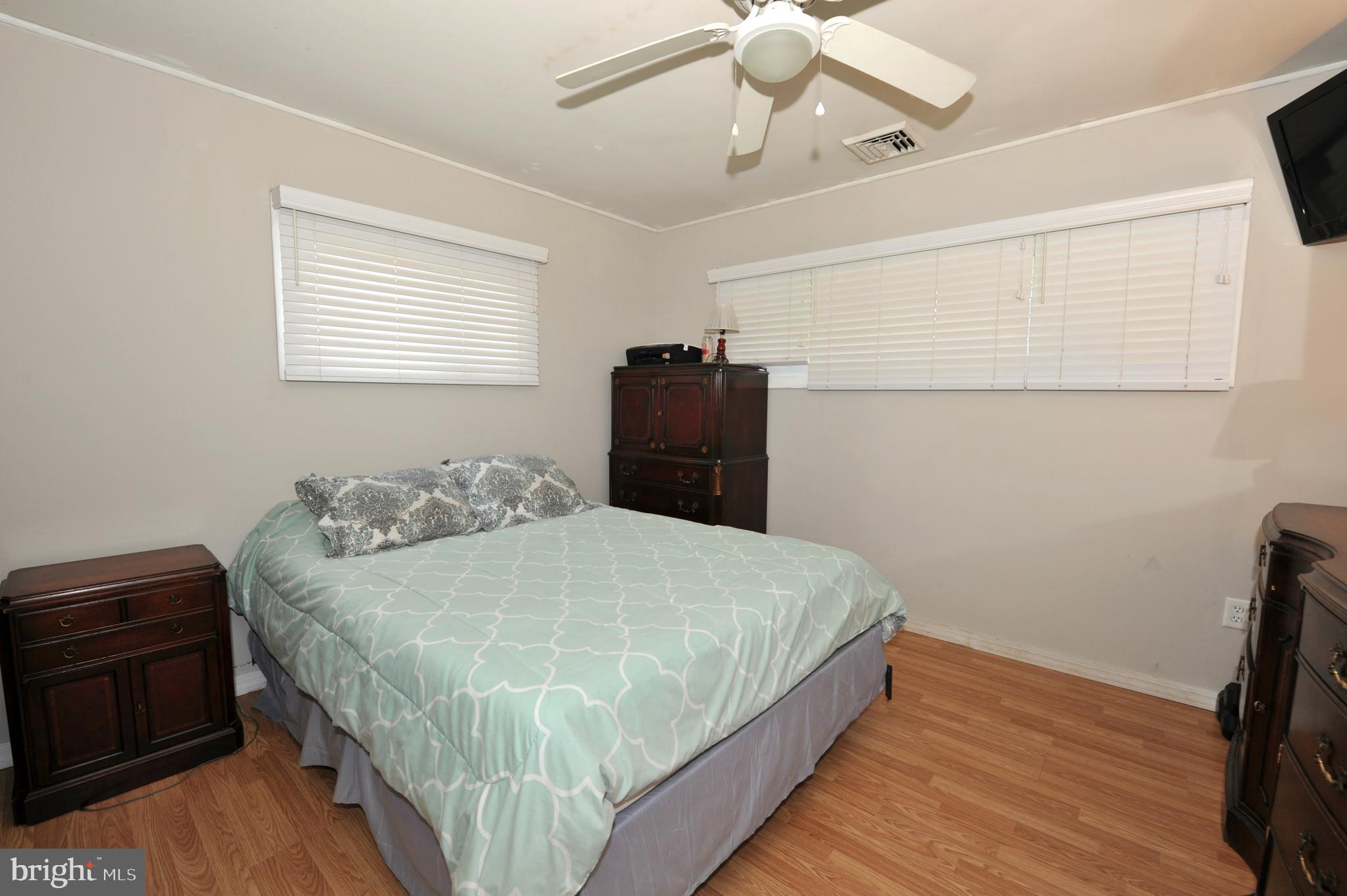 29 Jadewood Road Levittown, PA 19056 - Photo 18 of 30 master bedroom