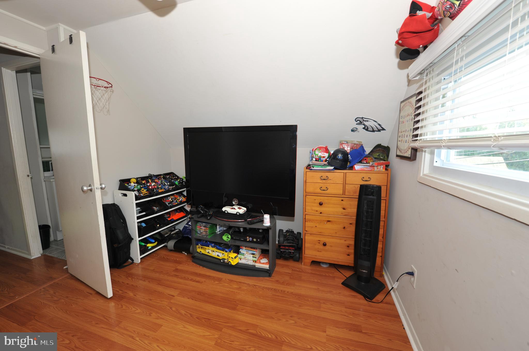 29 Jadewood Road Levittown, PA 19056 - Photo 24 of 30