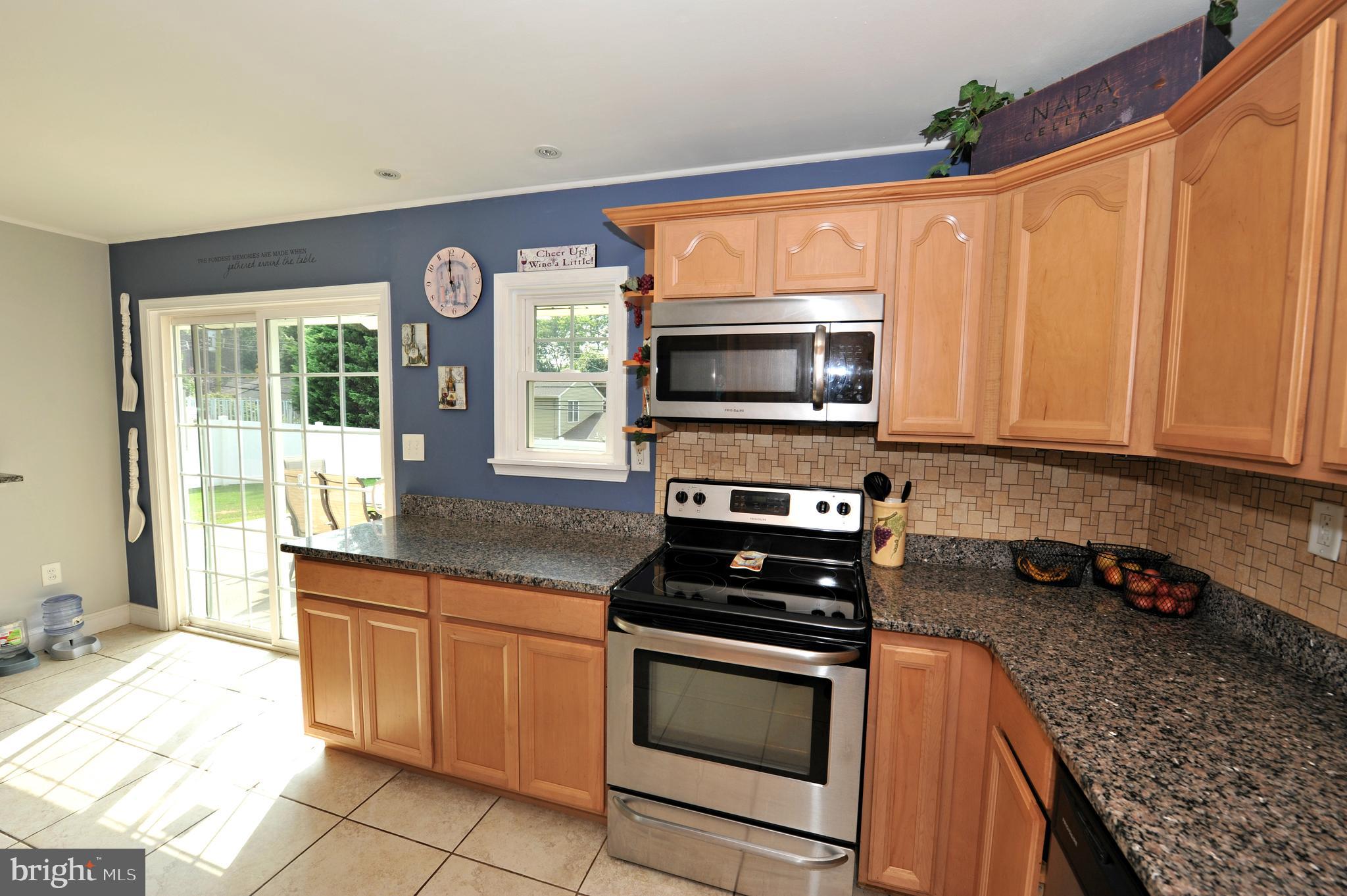 29 Jadewood Road Levittown, PA 19056 - Photo 8 of 30