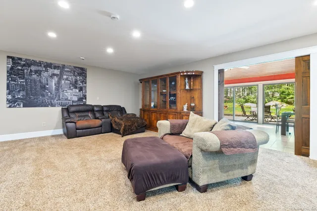 $750,000 | 254 Haley Road, Groton, CT 06355