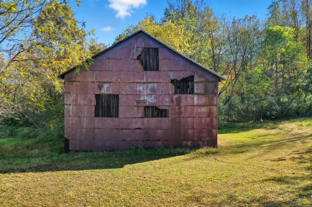 $320,000 | 1765 Fleck Road, Six Lakes, MI 48886