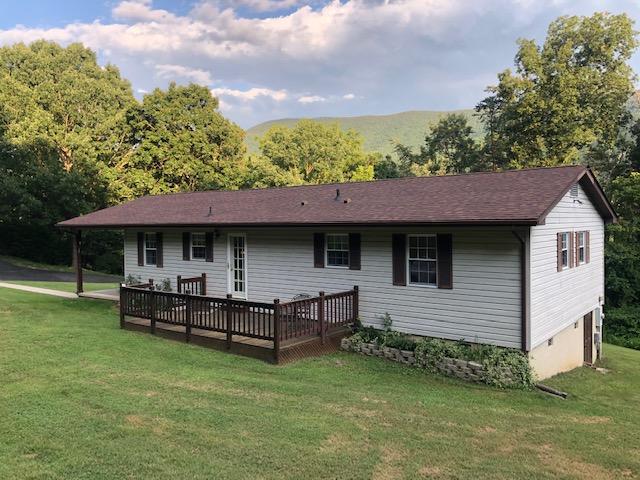 1875 Pico Road Buchanan, VA 24066 - Photo 4 of 31 IMG_7361