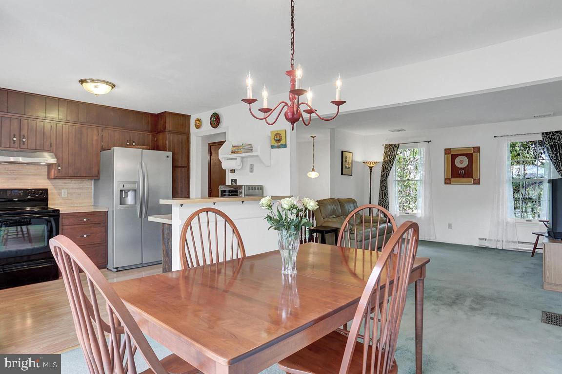 3077 Bricker Road Manheim, PA 17545 - Photo 14 of 53