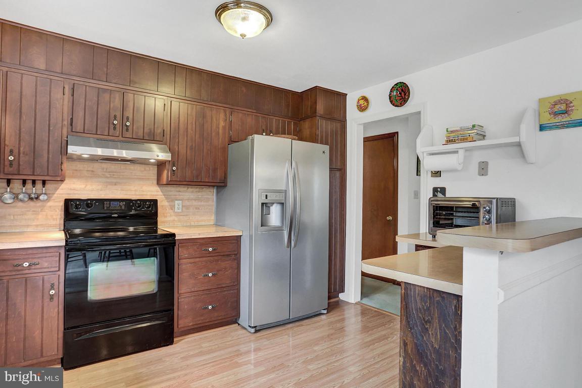 3077 Bricker Road Manheim, PA 17545 - Photo 15 of 53