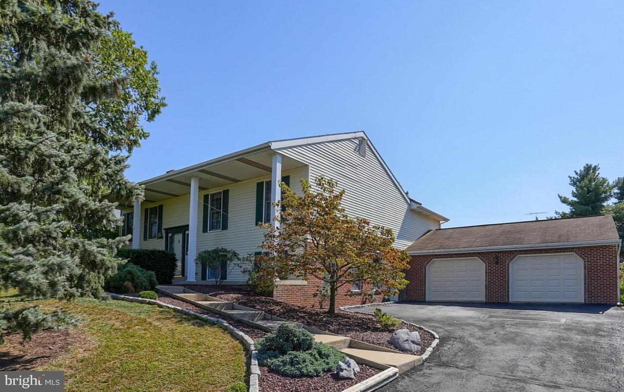 3077 Bricker Road Manheim, PA 17545 - Photo 4 of 53