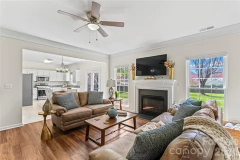 $475,000 | 112 South Audubon Avenue, Mooresville, NC 28117