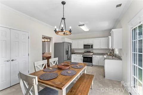 $475,000 | 112 South Audubon Avenue, Mooresville, NC 28117