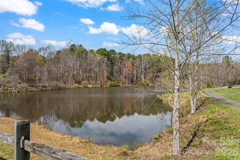 $475,000 | 112 South Audubon Avenue, Mooresville, NC 28117