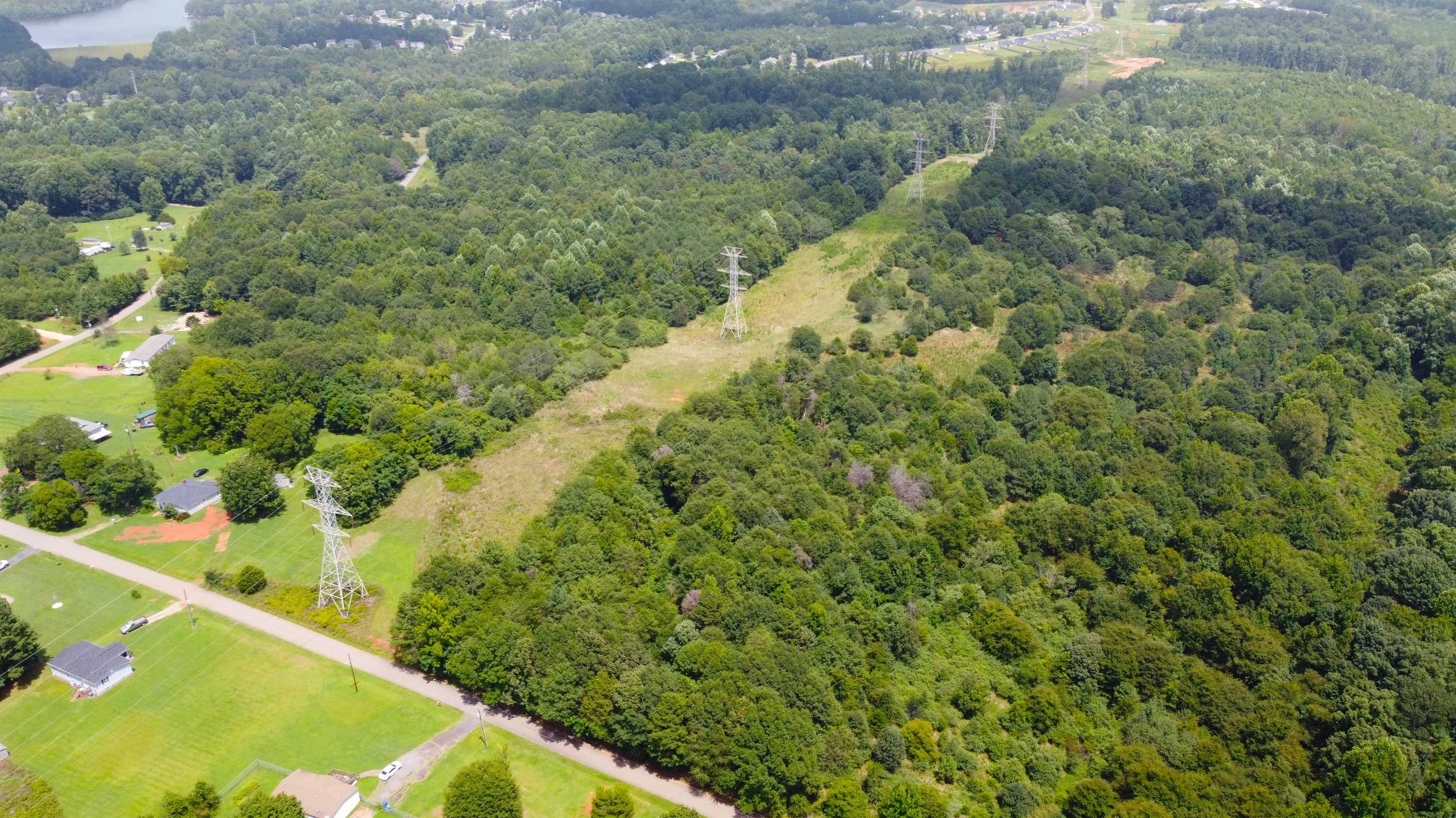 278 Old Landfill Road Wellford, SC 29385 - Photo 3 of 13 Gallery Image 3