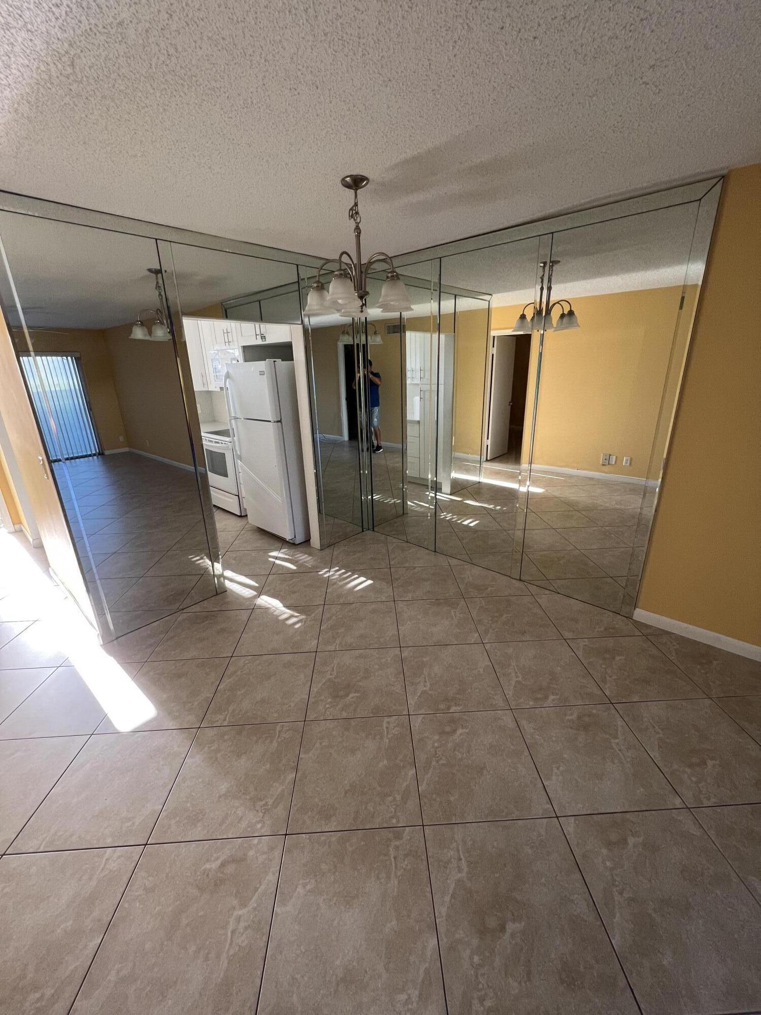 9949 Sandalfoot Boulevard, Unit 514 Boca Raton, FL 33428 - Photo 10 of 18 1uPOMSZsSCiL3m8vv6hI8w