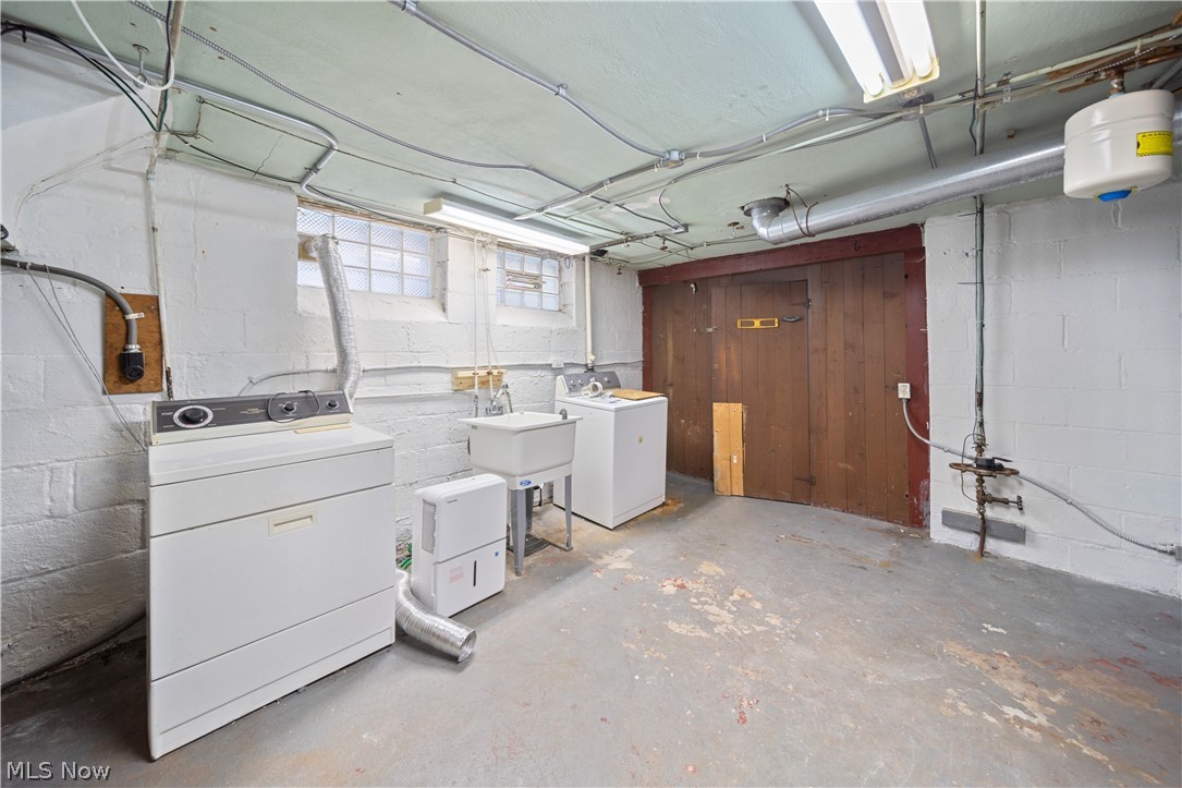 3722 Bainbridge Road Cleveland Heights, OH 44118 - Photo 20 of 29 Gallery Image 20