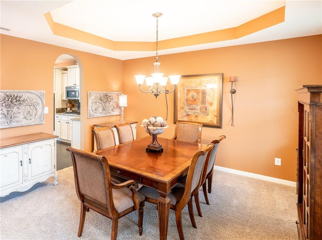 6286 Strathaven Road Noblesville, IN 46062 - Photo 11 of 40 Gallery Image 11