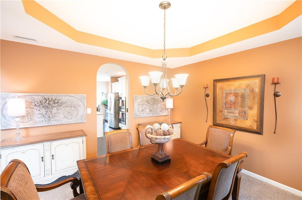 6286 Strathaven Road Noblesville, IN 46062 - Photo 12 of 40 Gallery Image 12