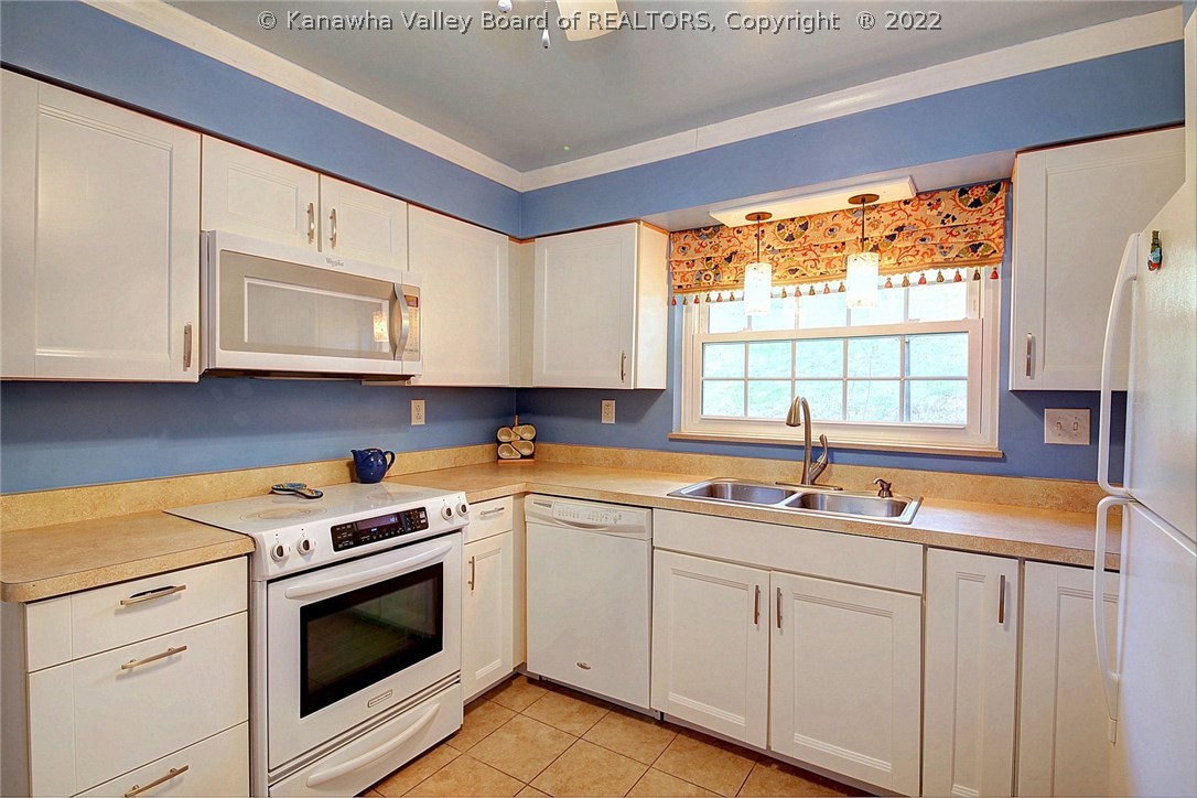 841 Carroll Road Charleston, WV 25314 - Photo 12 of 30 Gallery Image 12