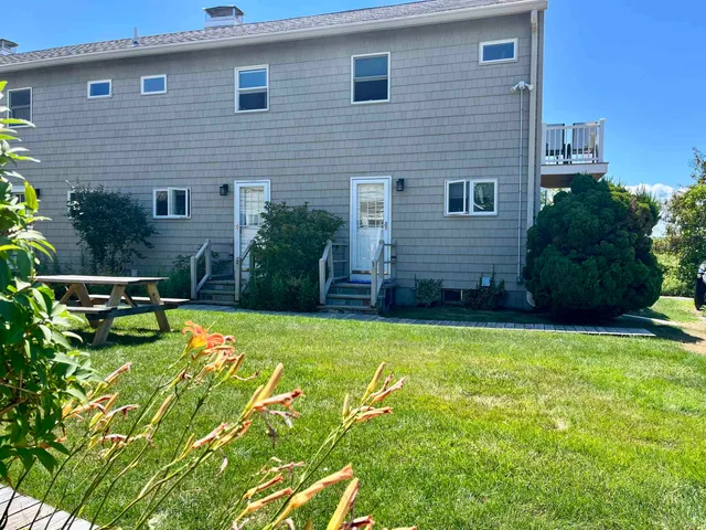 $2,500 | 1515 Ocean Boulevard, Unit 1, Rye, NH 03870