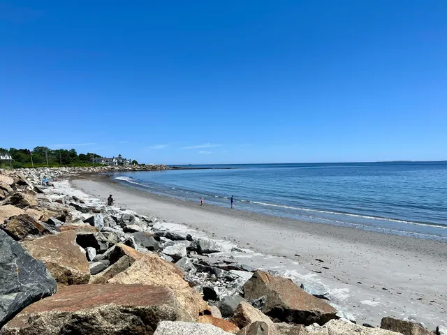 $2,500 | 1515 Ocean Boulevard, Unit 1, Rye, NH 03870