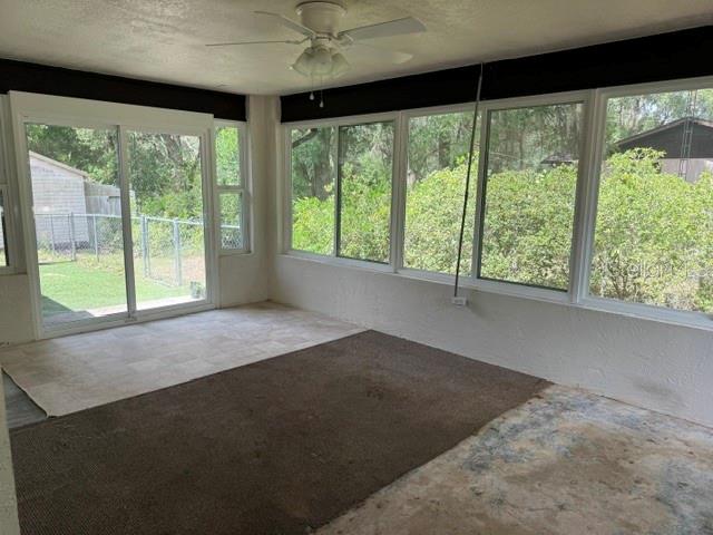 11160 Southwest 136th Court Road Dunnellon, FL 34432 - Photo 10 of 11 Gallery Image 10