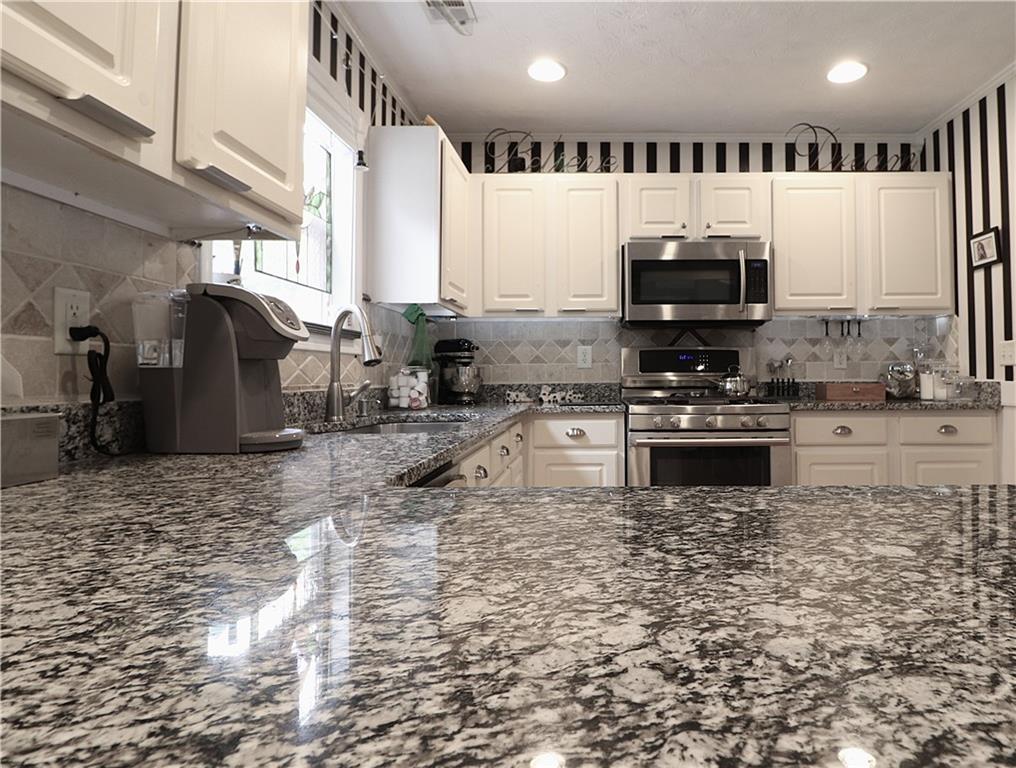 4687 Riley Run Court Sugar Hill, GA 30518 - Photo 15 of 39