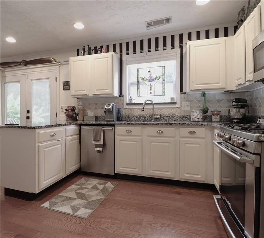 4687 Riley Run Court Sugar Hill, GA 30518 - Photo 17 of 39