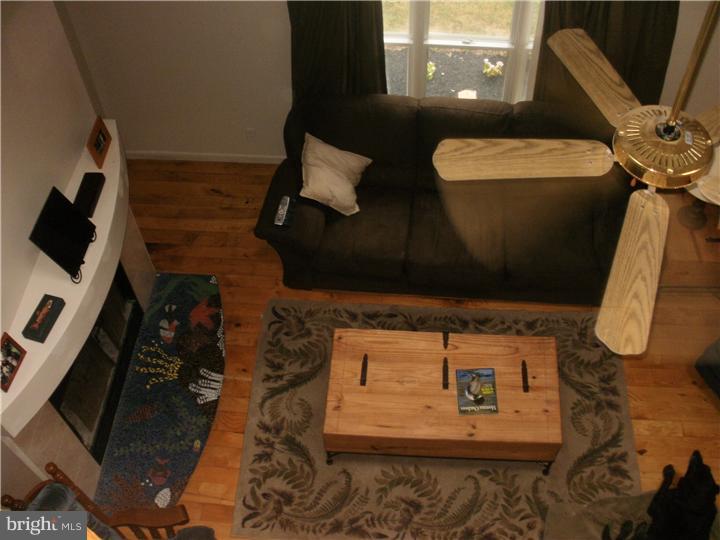 530 Highspire Road Glenmoore, PA 19343 - Photo 7 of 25 Living Room