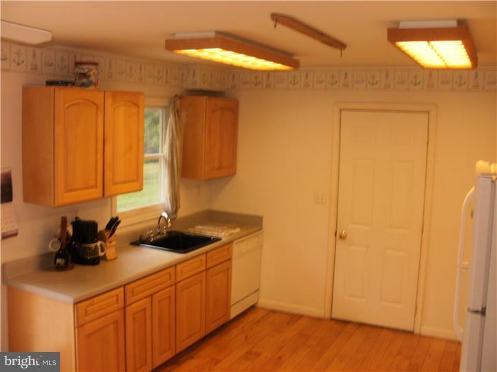 530 Highspire Road Glenmoore, PA 19343 - Photo 8 of 25 Kitchen