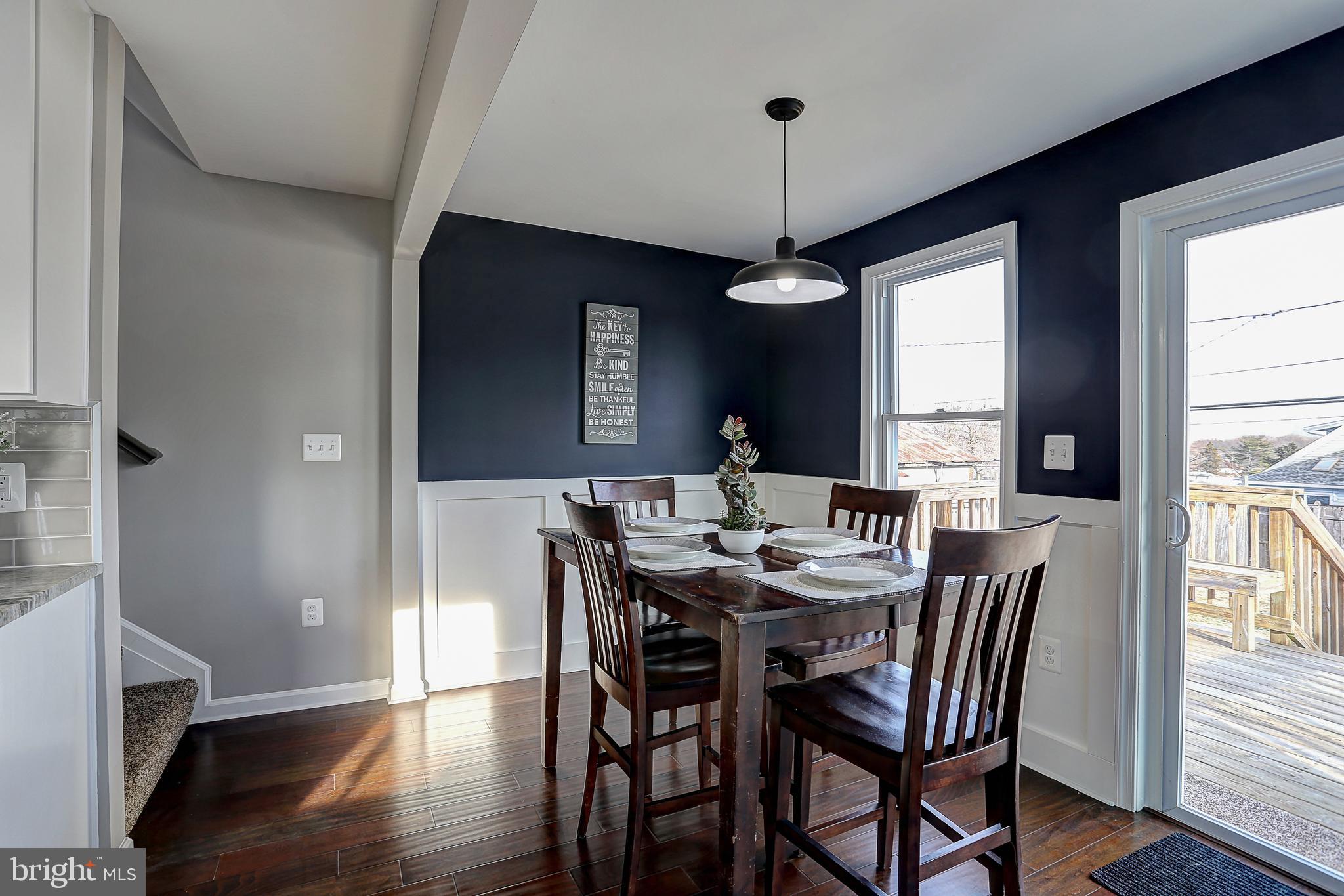 102 West Hilltop Road Baltimore, MD 21225 - Photo 10 of 26 Dining room