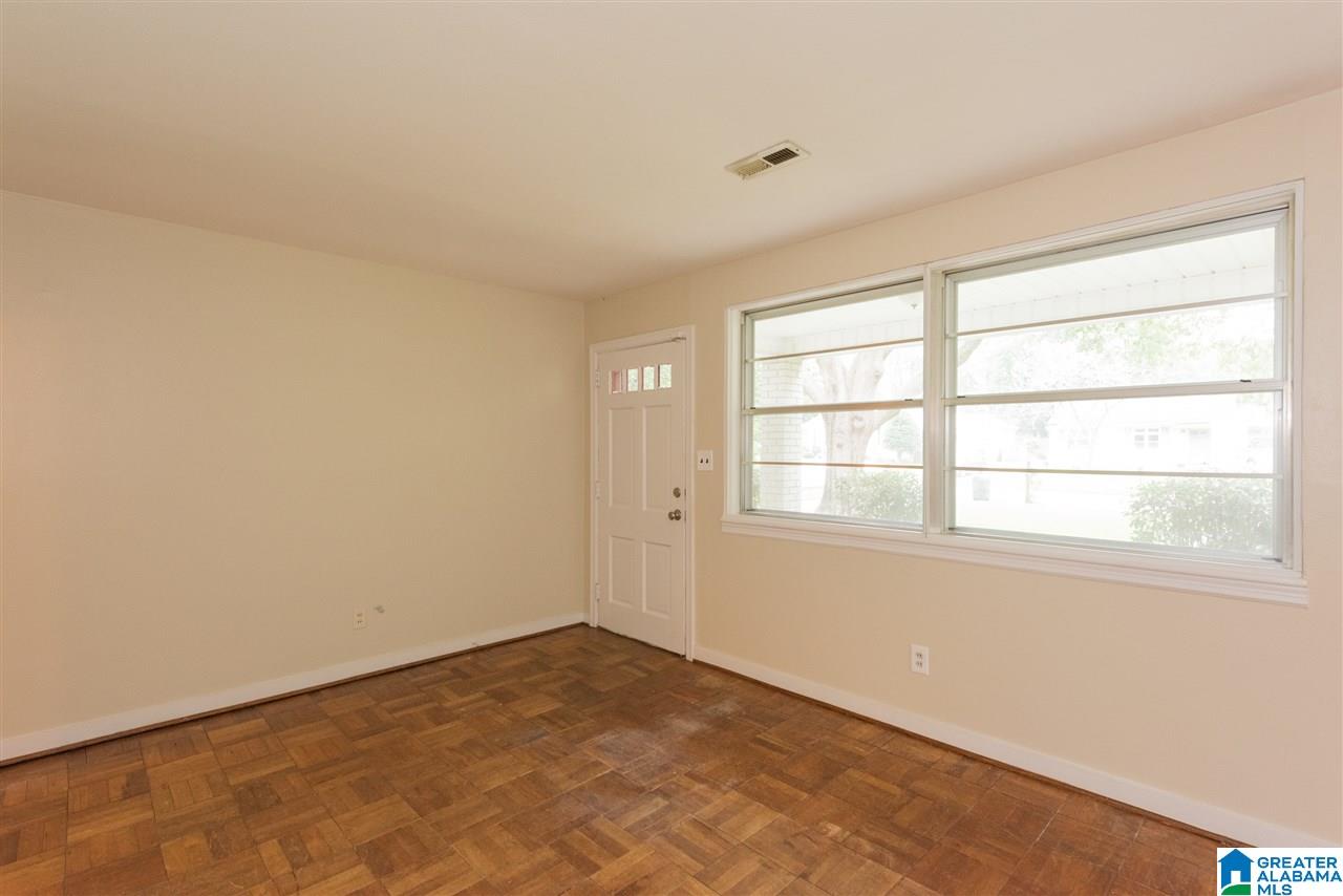 618 Strathmore Road Birmingham, AL 35213 - Photo 7 of 32 Gallery Image 7