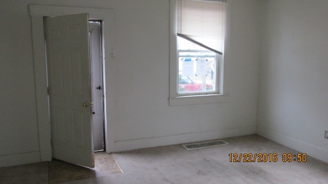1223 Ridge Street Richmond, IN 47374 - Photo 7 of 20 Gallery Image 7