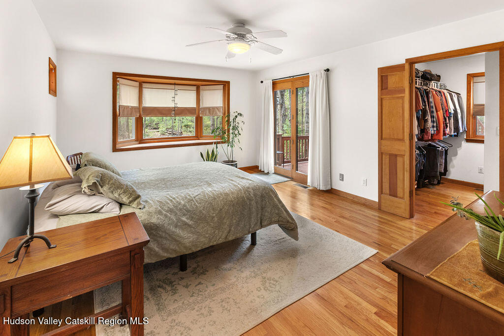10 Old Farm Road Shokan, NY 12481 - Photo 10 of 68 a bed sitting in a spacious bedroom next to a window