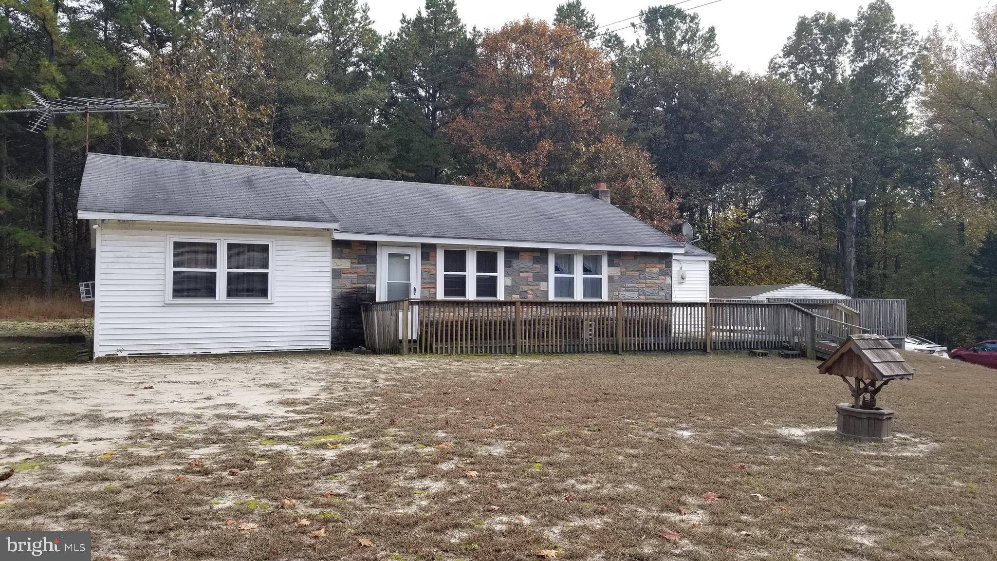 608 Springtown Road Greenwich, NJ 08323 - Photo 1 of 9