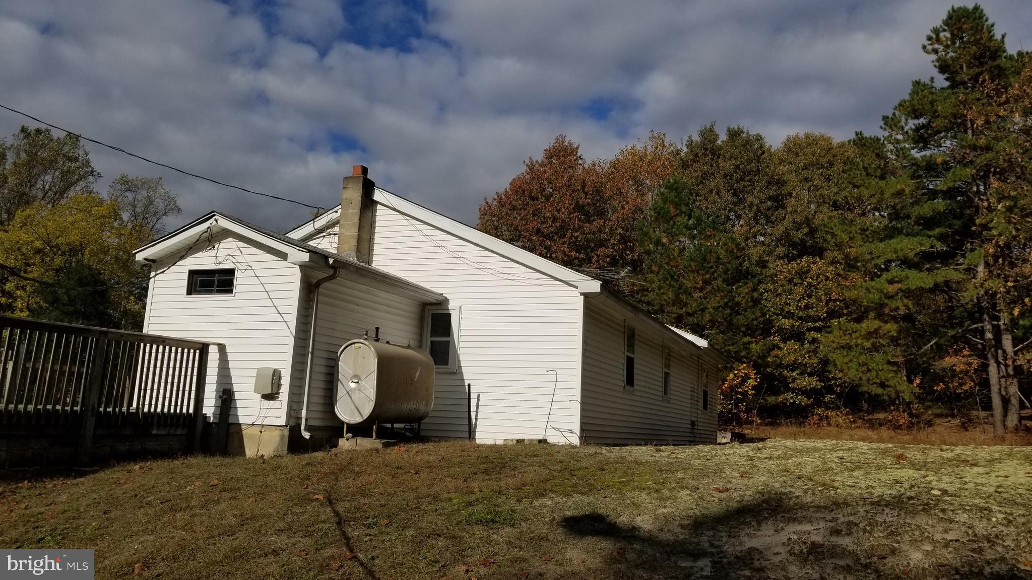 608 Springtown Road Greenwich, NJ 08323 - Photo 7 of 9