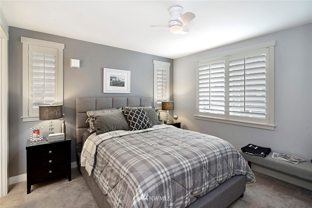 682 Wintersweet Road Northeast Bainbridge Island, WA 98110 - Photo 19 of 26 Gallery Image 19