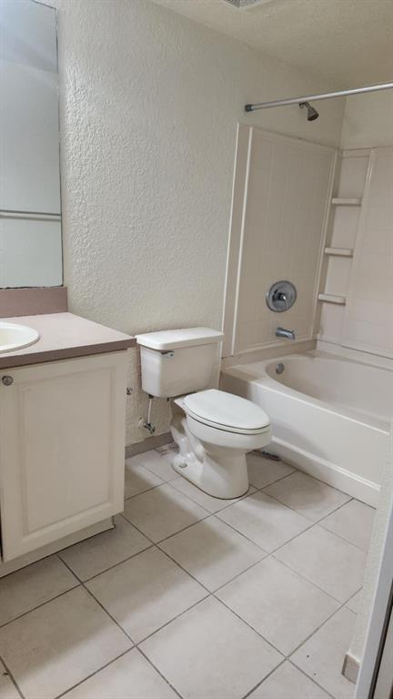 6884 West Sample Road, Unit 6884 Coral Springs, FL 33067 - Photo 8 of 14 a bathroom with a toilet and a shower