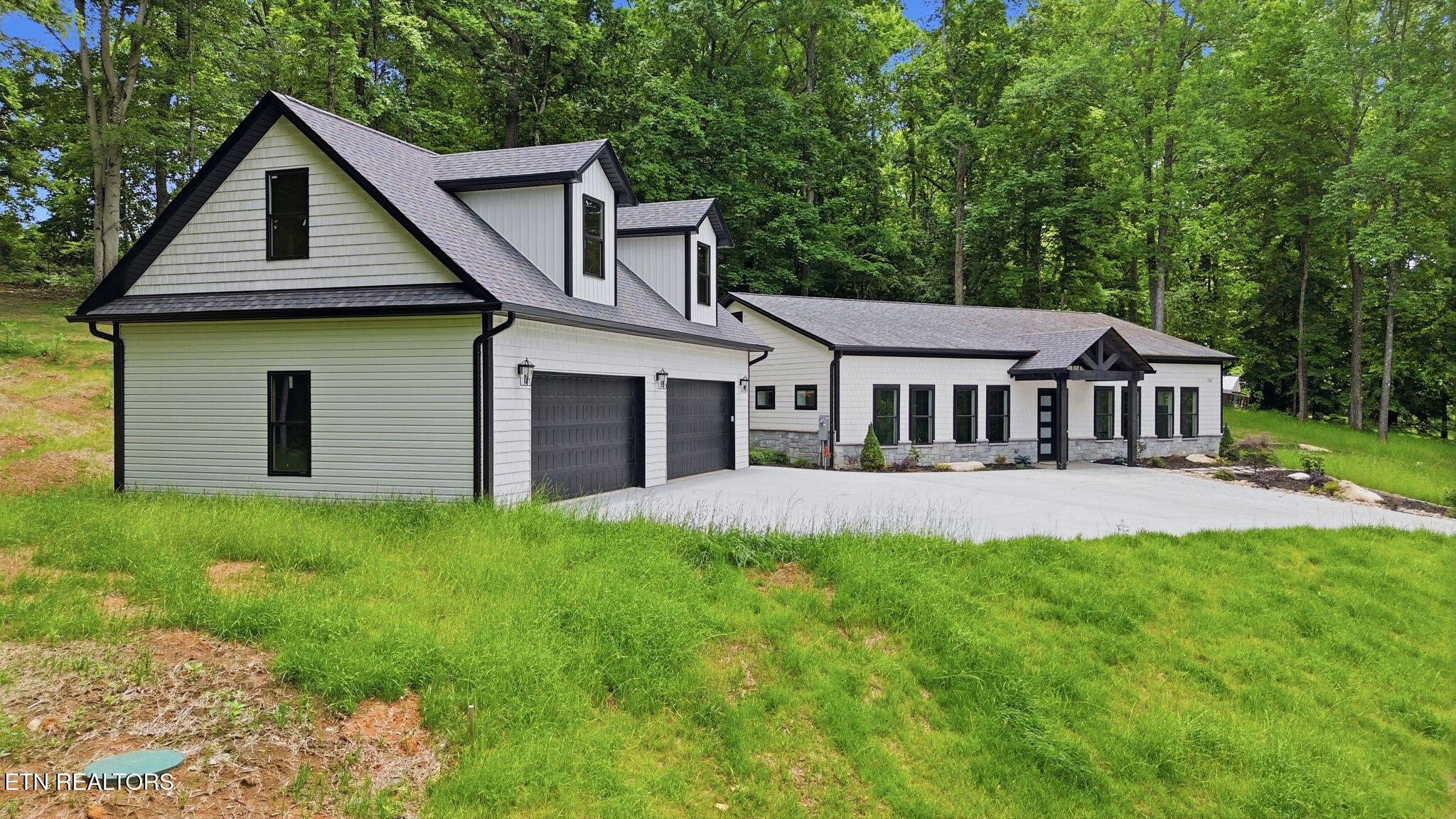 710 Knight Road Knoxville, TN 37920 - Photo 3 of 36 710-Knight Rd