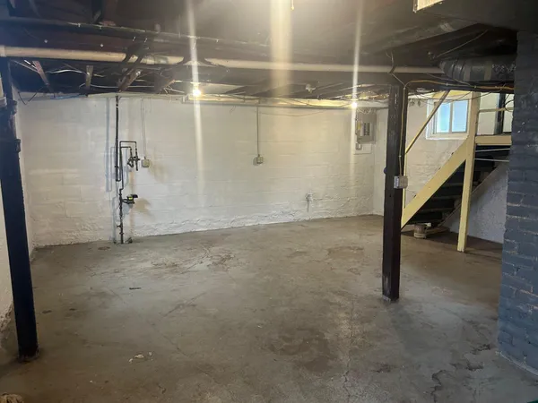 $104,999 | 804 Water Street, Albert Lea, MN 56007