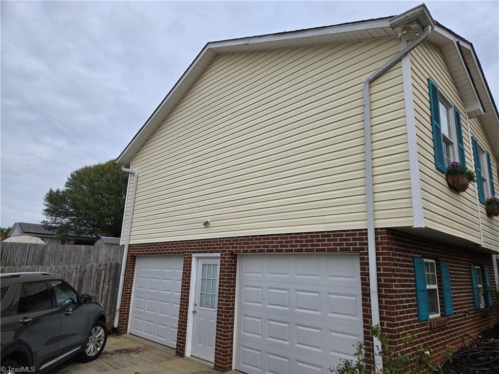 1160 Capella Ridge Road King, NC 27021 - Photo 11 of 16 side view
