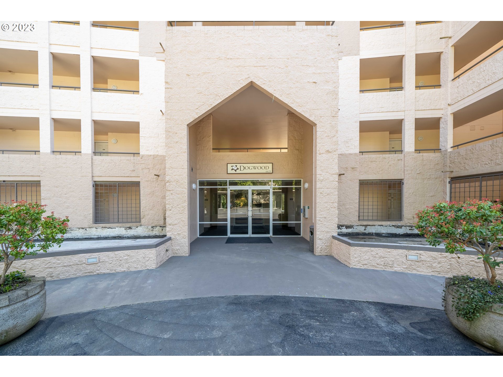6625 West Burnside Road, Unit 238 Portland, OR 97225 - Photo 1 of 45 Gallery Image 1