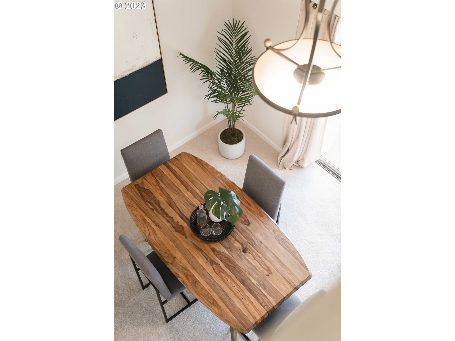6625 West Burnside Road, Unit 238 Portland, OR 97225 - Photo 30 of 45 Dining Room