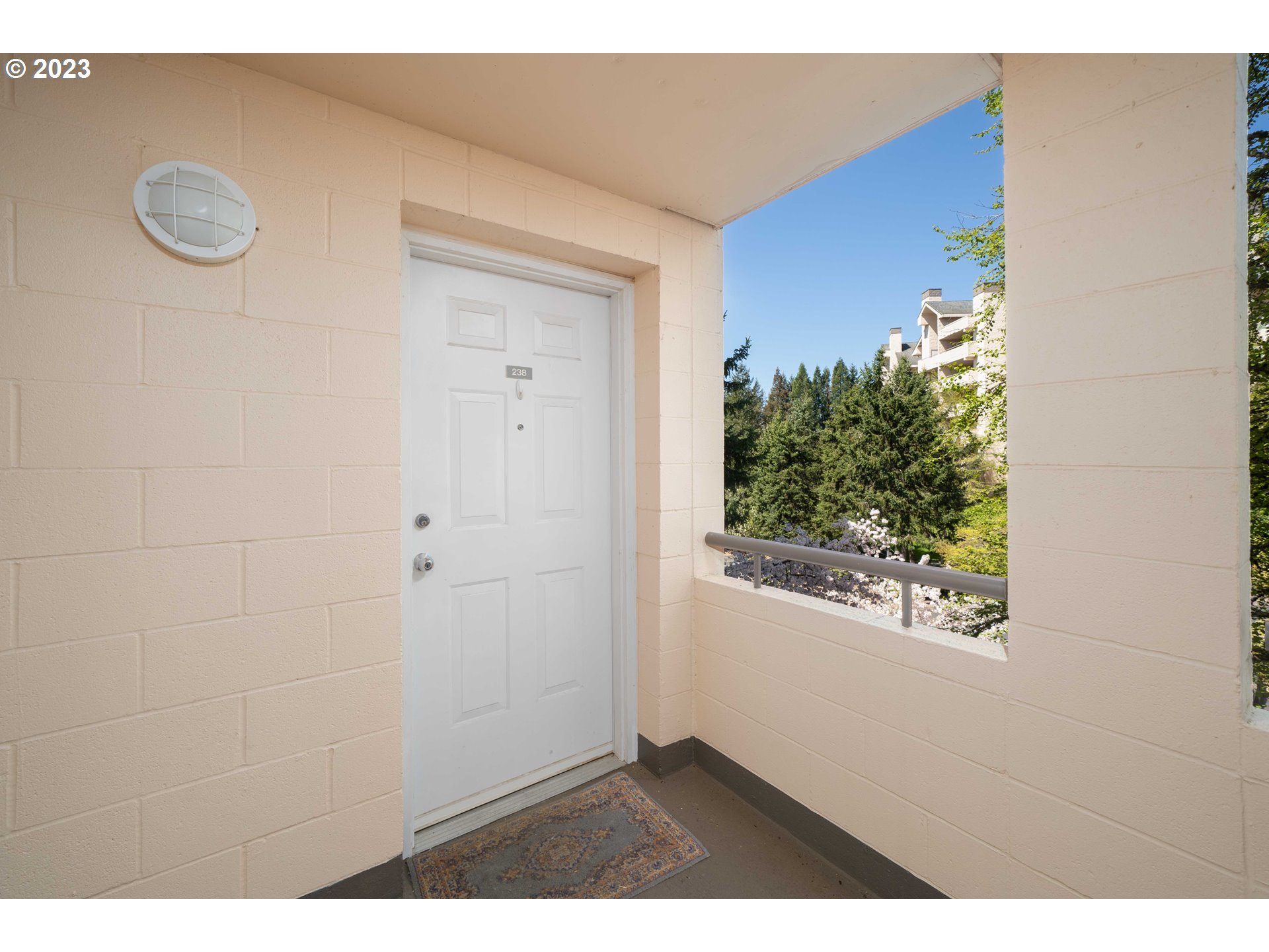 6625 West Burnside Road, Unit 238 Portland, OR 97225 - Photo 3 of 45 Exterior