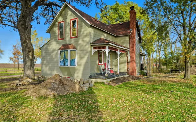 $220,000 | 39067 336th Street, Le Sueur, MN 56058