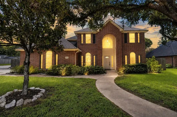 $400,000 | 1400 Bob White Trail, Sealy, TX 77474