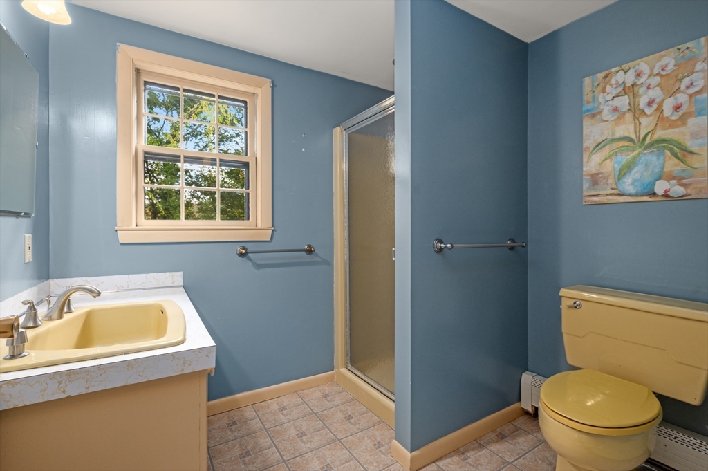 137 Perkins Row Topsfield, MA 01983 - Photo 12 of 29