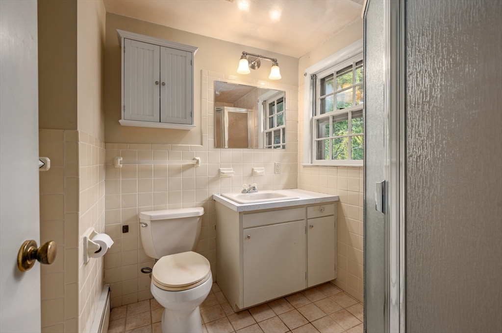 137 Perkins Row Topsfield, MA 01983 - Photo 16 of 29