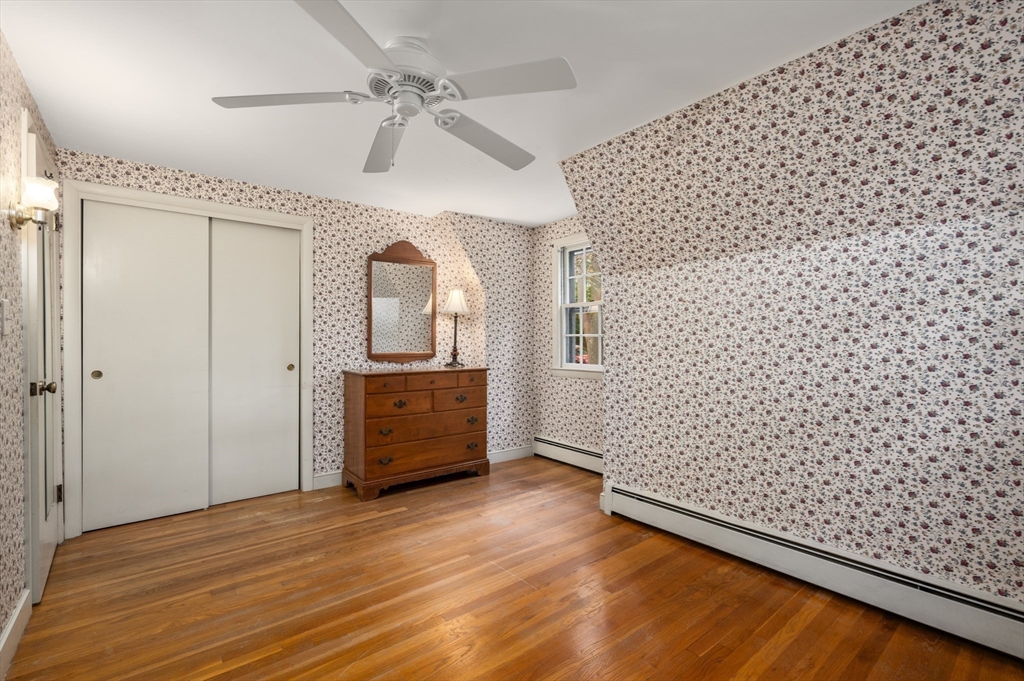 137 Perkins Row Topsfield, MA 01983 - Photo 18 of 29