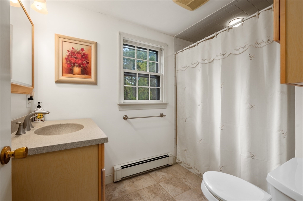 137 Perkins Row Topsfield, MA 01983 - Photo 20 of 29