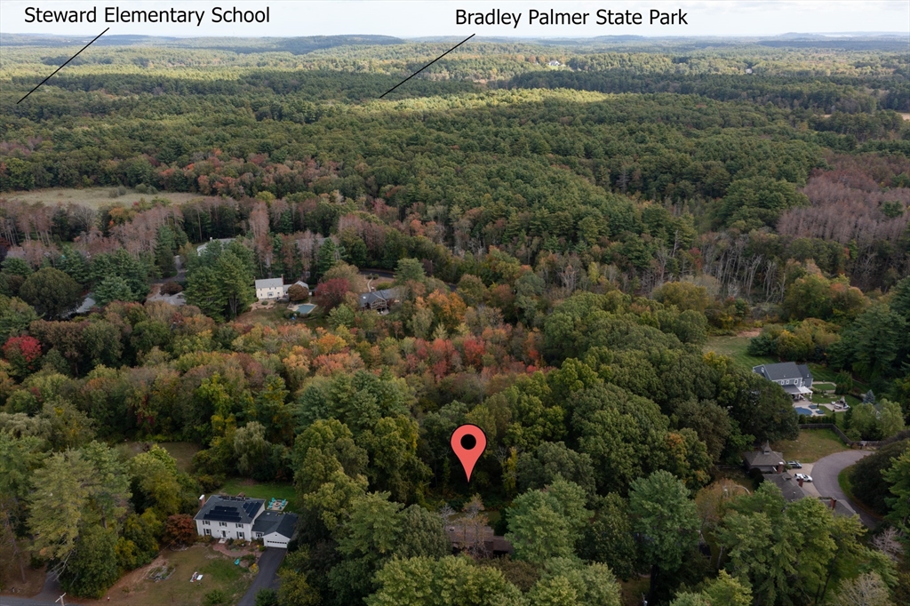 137 Perkins Row Topsfield, MA 01983 - Photo 28 of 29