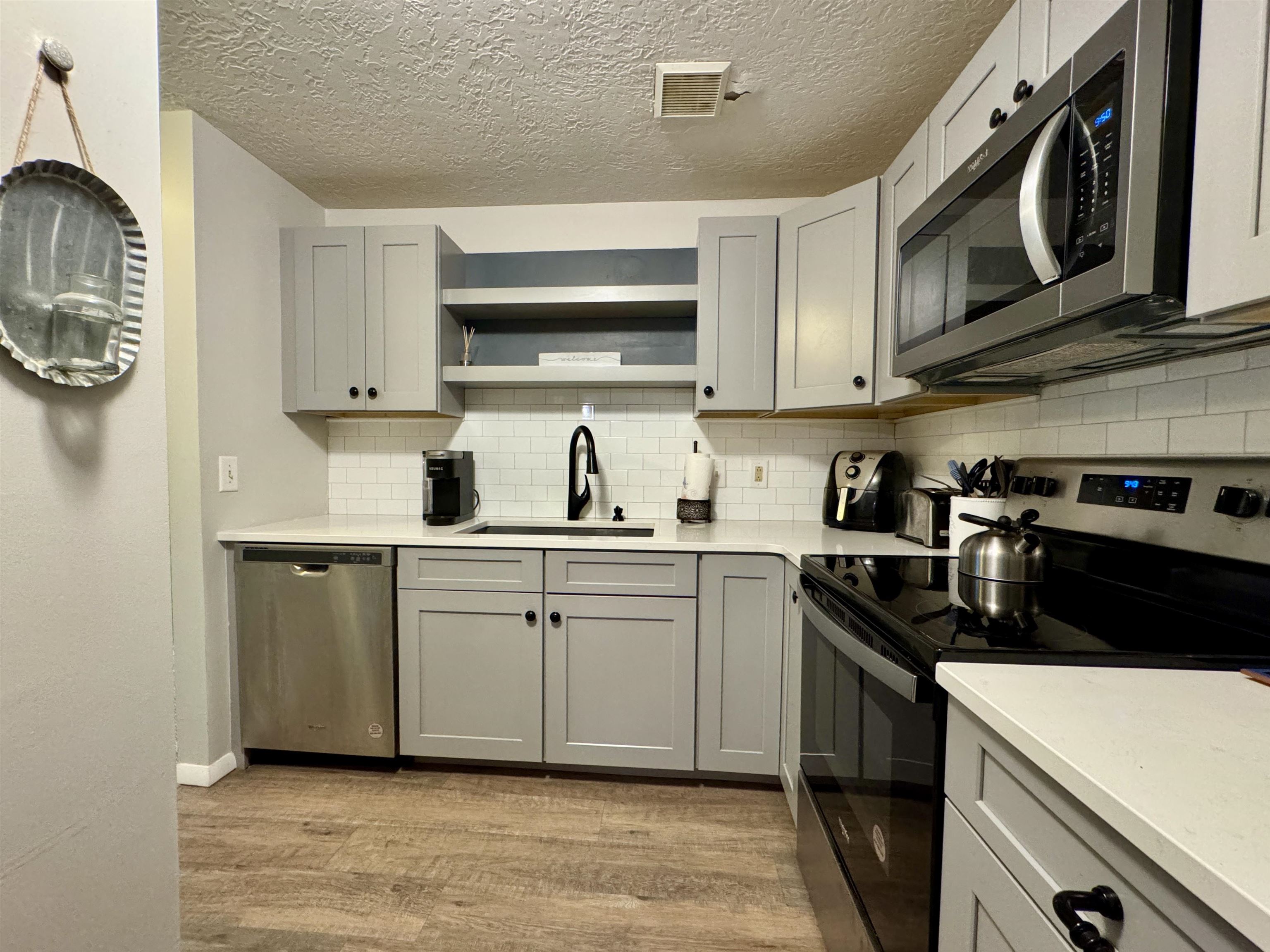 19 Saco Street, Unit 59 Conway, NH 03813 - Photo 2 of 30