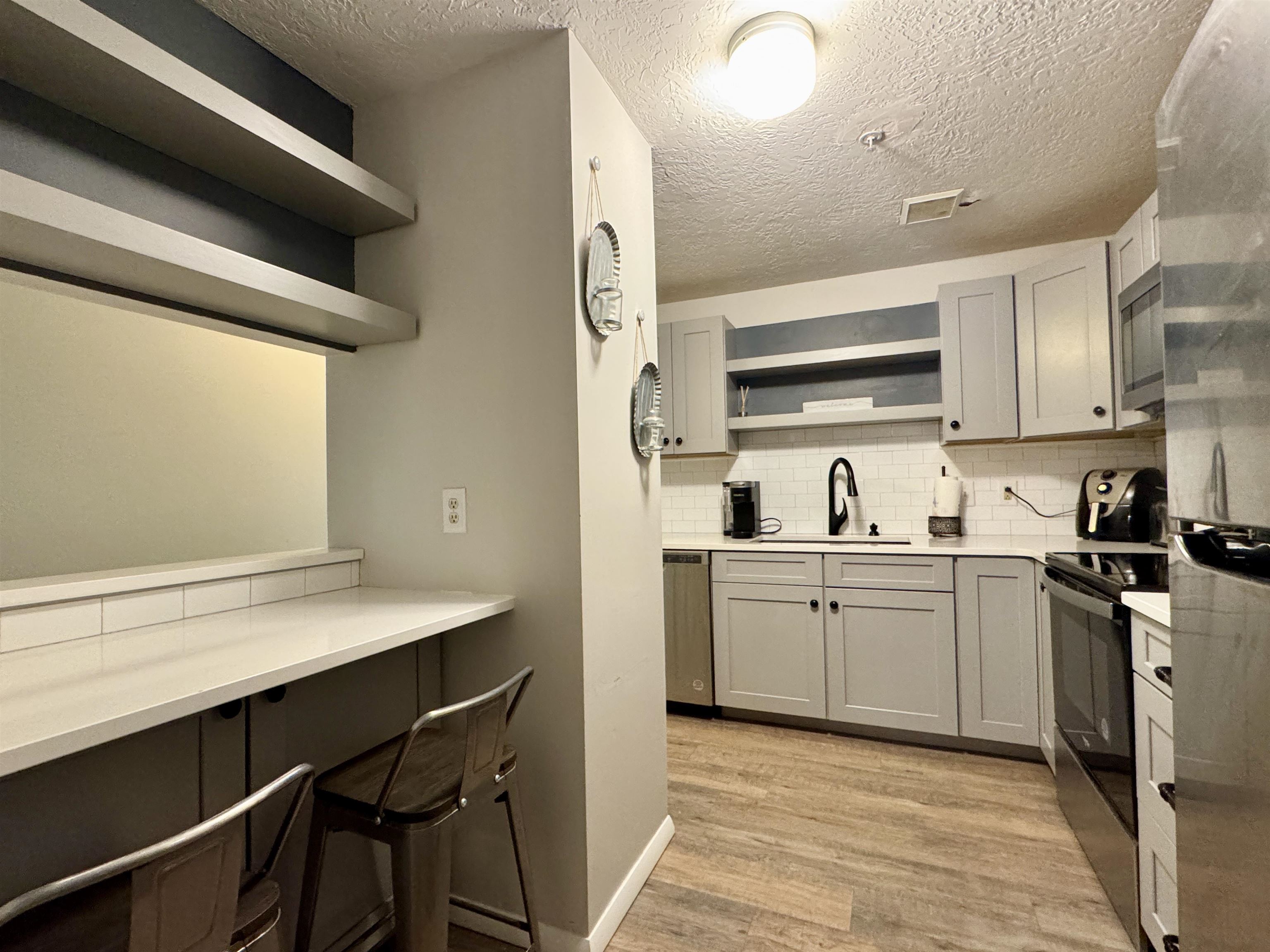 19 Saco Street, Unit 59 Conway, NH 03813 - Photo 5 of 30