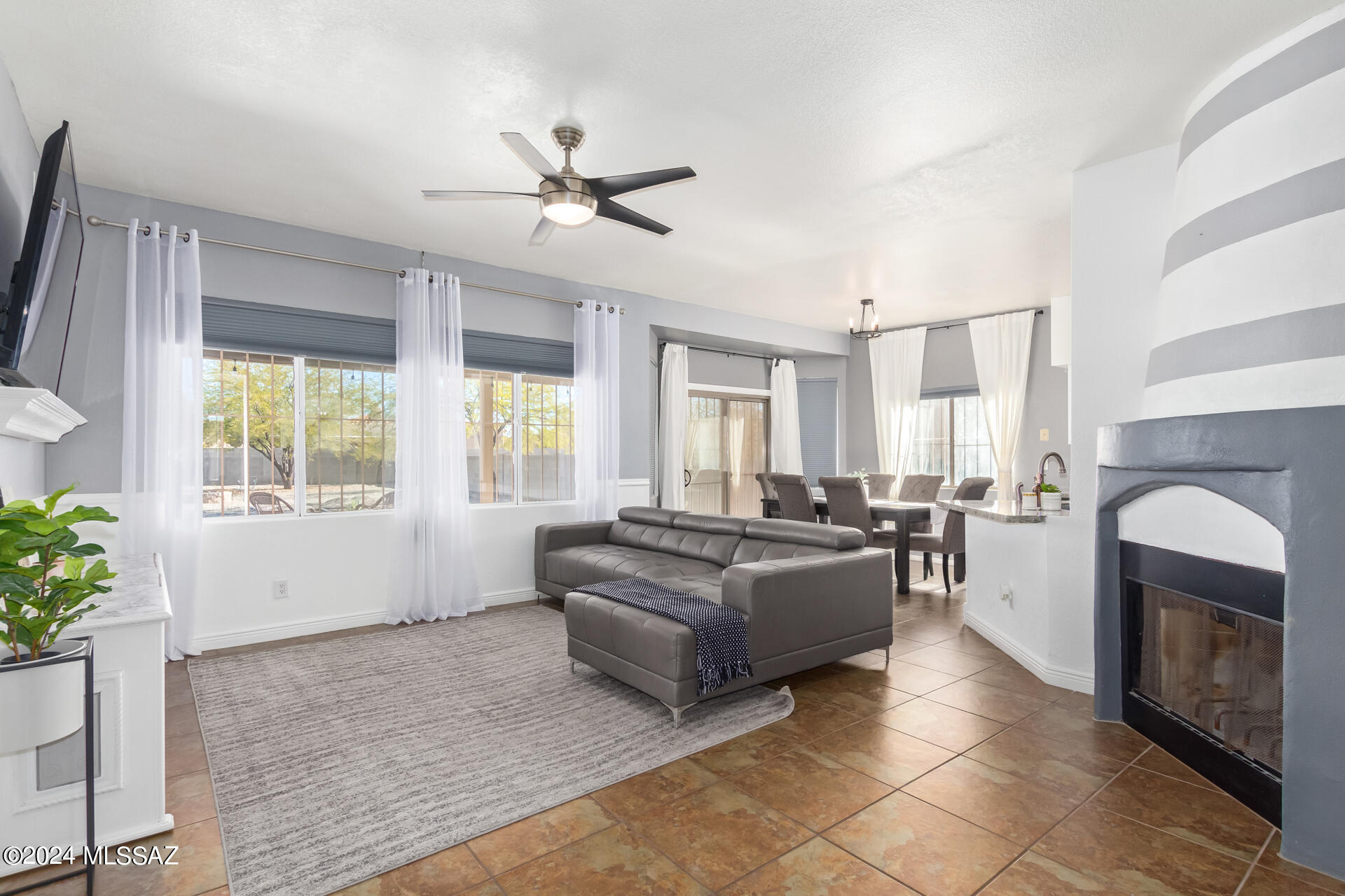 5489 South Stockwell Road Tucson, AZ 85746 - Photo 8 of 28 Gallery Image 8