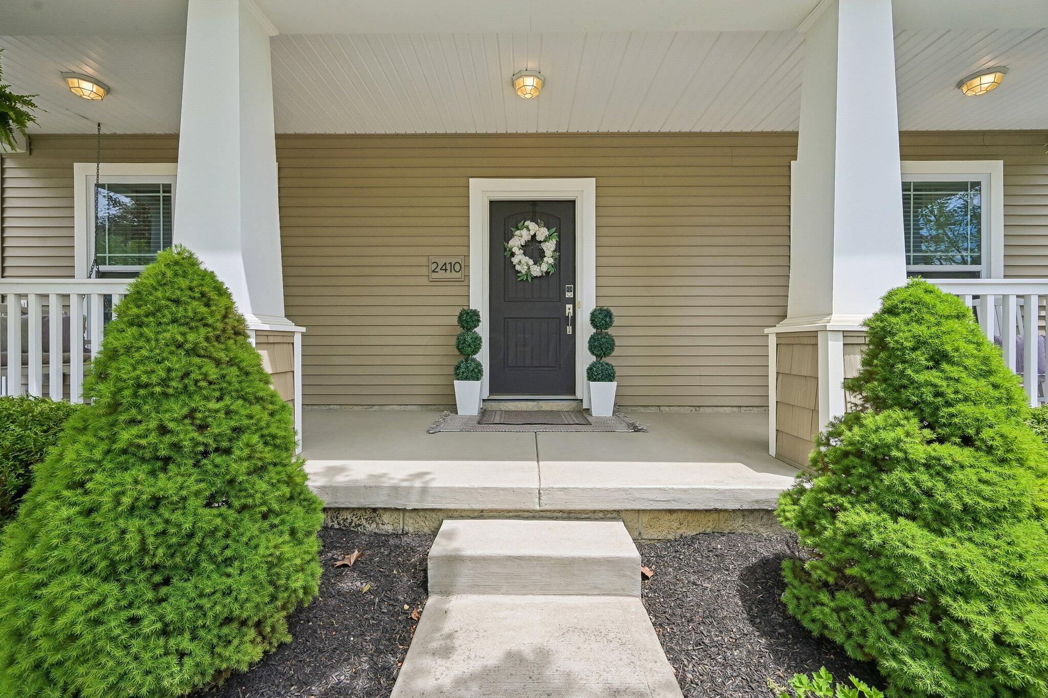 2410 Cypress Point Road Grove City, OH 43123 - Photo 4 of 31 6-web-or-mls-Cypress Point Rd-S1605-006